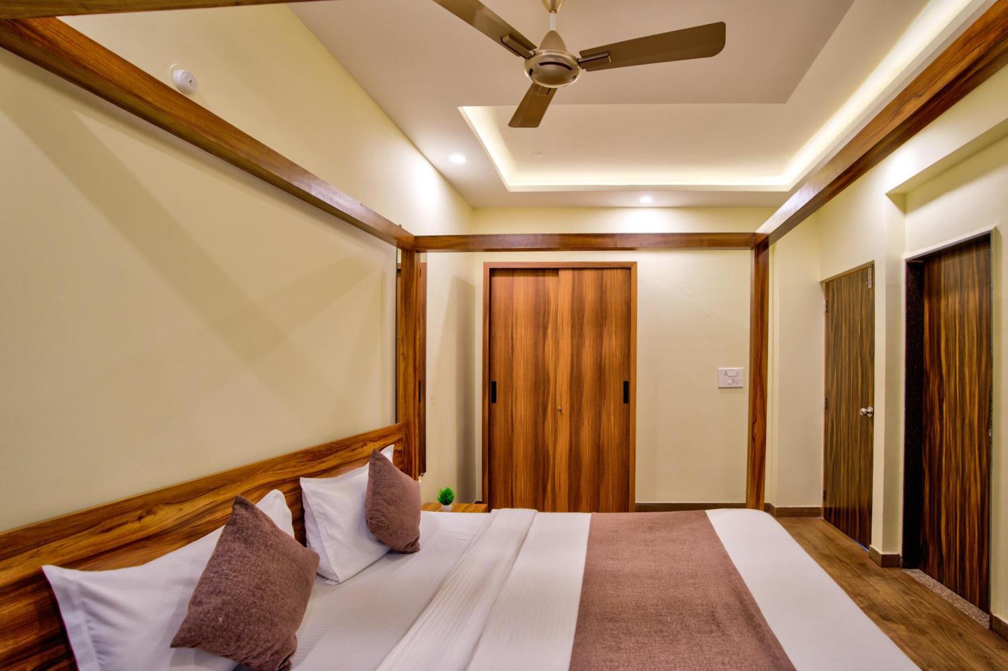 Luxury 2bhk Near Candolim Apartment
